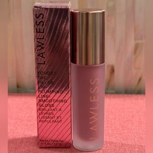 LAWLESS Lip Plumping Smoothing Gloss - Soft Pink